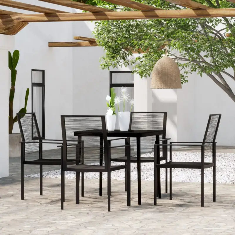 Tuinset met zwart materiaal en gepoedercoat staal voor een stijlvolle buitenruimte - Tuinsets