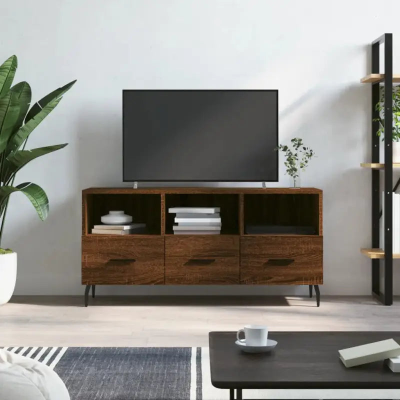Tv-meubel met bewerkt hout en ijzeren poten voor een trendy uitstraling - Tv-meubels