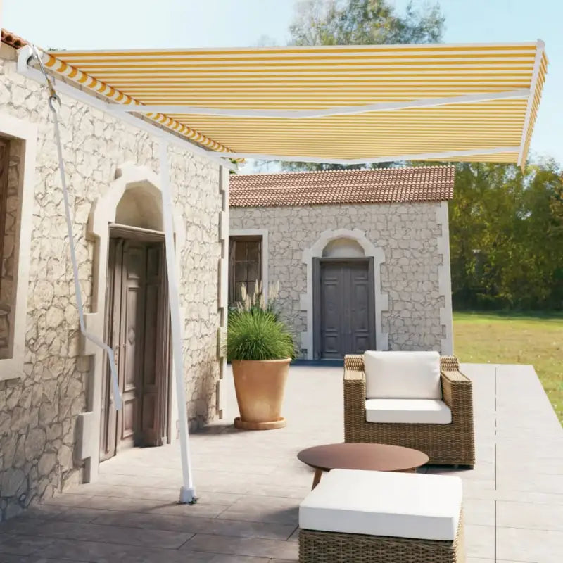 Uitschuifbare buitenluifel met gepoedercoat aluminium frame - Geel en wit / 350 x 250 cm / 1 - Zonwering