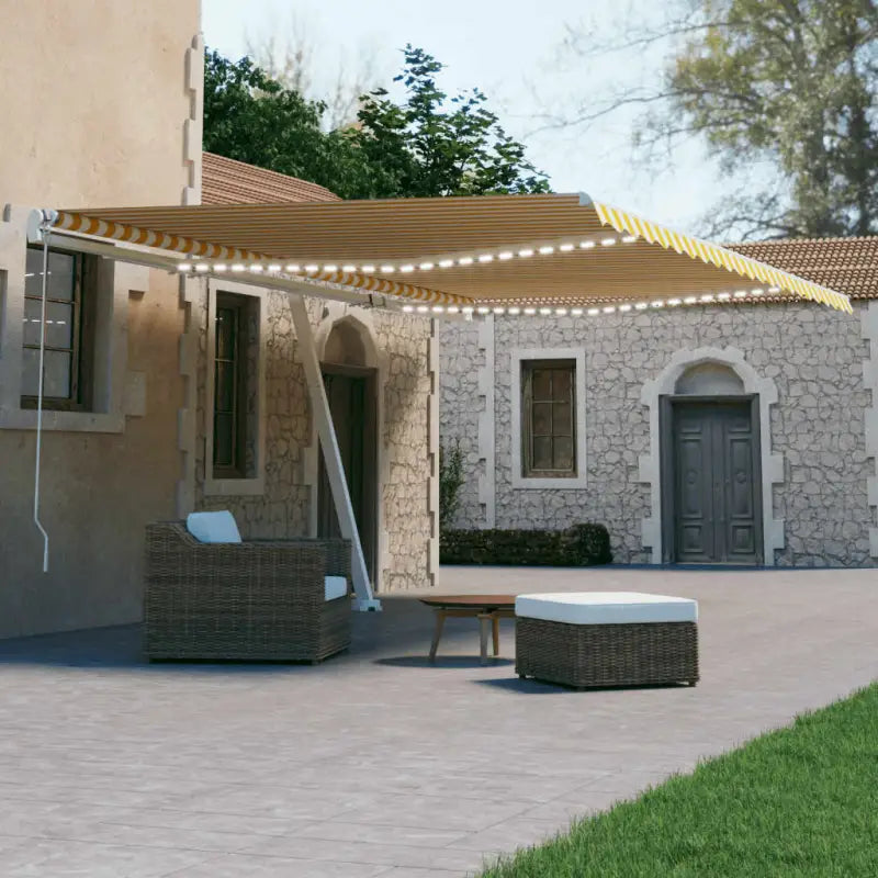 Uitschuifbare luifel met gepoedercoat aluminium en automatische bediening - Geel en wit / 600 x 300 cm / 1 - Zonwering