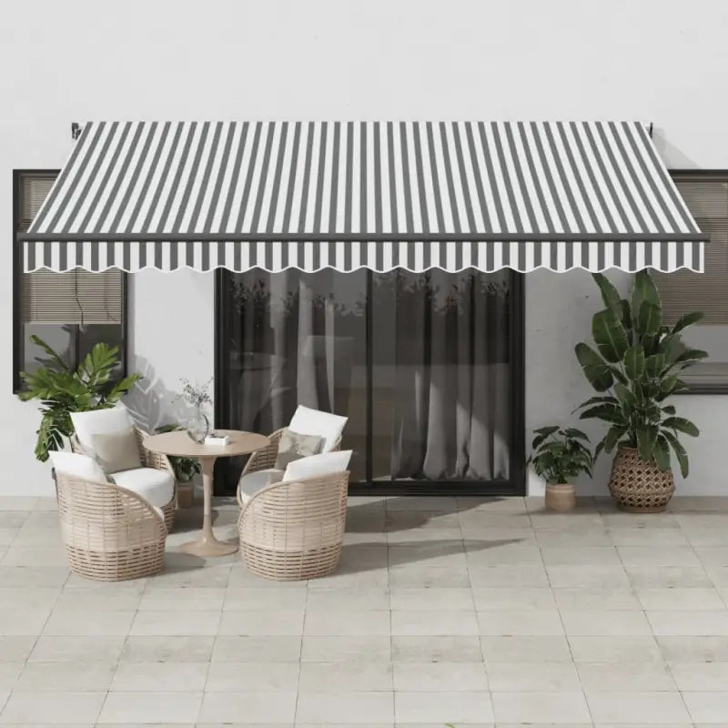 Uitschuifbare luifel met gepoedercoat aluminium frame voor koelte buiten - Antraciet en wit / 450 x 350 cm / 1