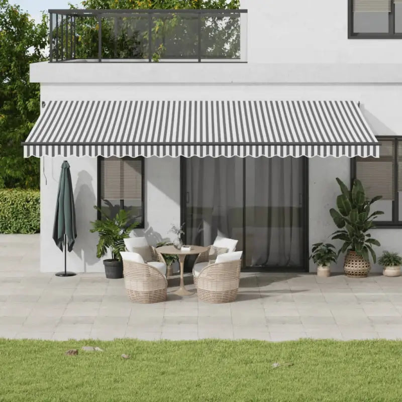 Uitschuifbare luifel met gepoedercoat aluminium voor koele buitenruimte - Antraciet en wit / 600 x 350 cm / 1