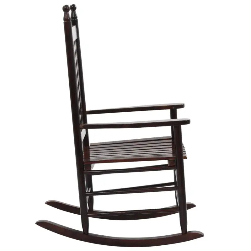 Vintage houten schommelstoel voor een elegante en tijdloze sfeer - Tuinstoelen