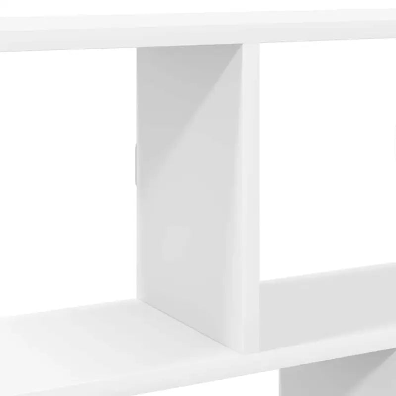 Wandplank van bewerkt hout voor decoratie en praktische opbergruimte - Wandplanken