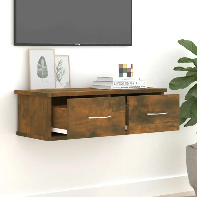 Wandplank van bewerkt hout voor stijlvolle muurdecoratie - Wandplanken