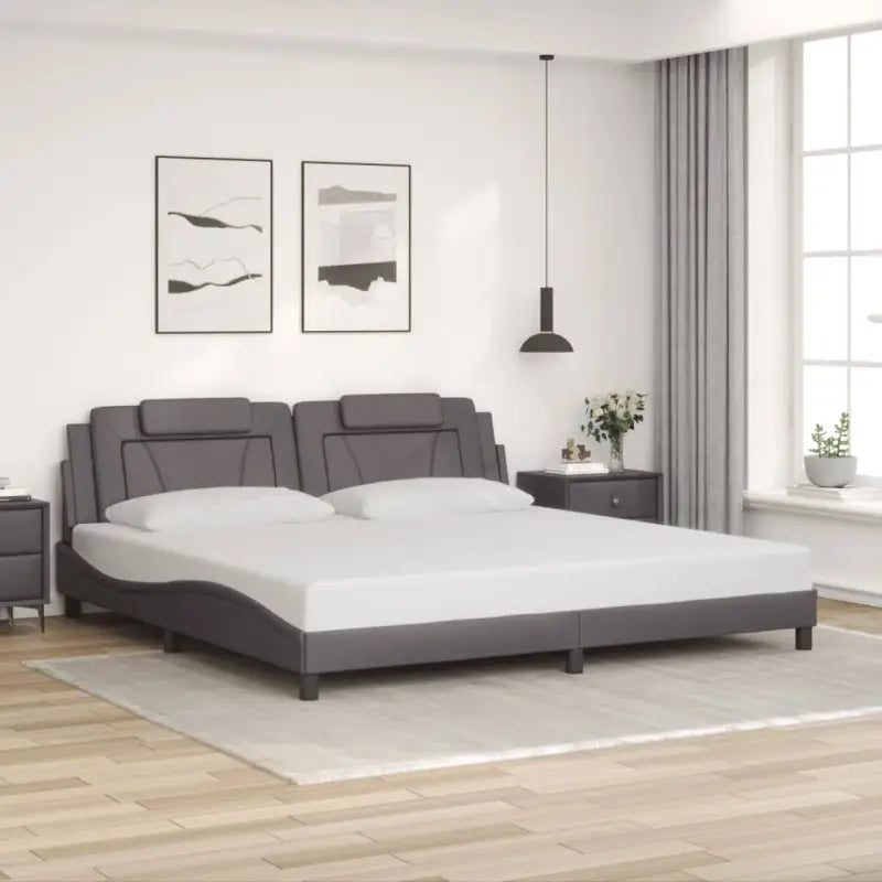 Zwart bedframe met hoofdeinde en multiplex lattenbodem voor comfortabel slapen - Grijs / 200 x 200 cm - Bedden &