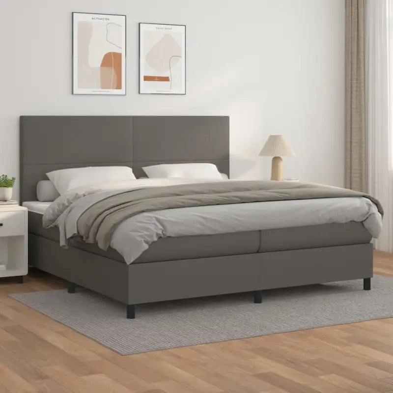 Zwart Kunstleer Boxspringbed met schuim vulling en ideale afmetingen - Grijs / 200 x 200 cm / Effen ontwerp - Bedden &